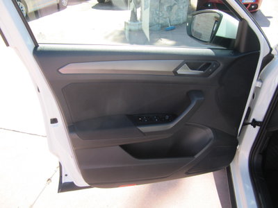 Volkswagen T-Roc 2.0 TDI SCR 150 CV DSG 4MOTION Business BlueMot. Tech. (11)