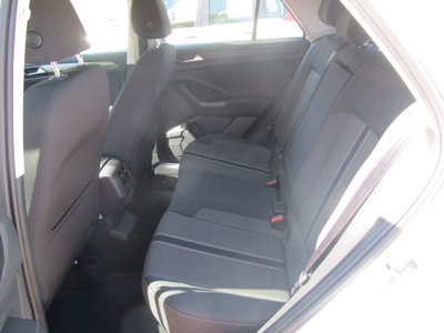 Volkswagen T-Roc 2.0 TDI SCR 150 CV DSG 4MOTION Business BlueMot. Tech. (16)