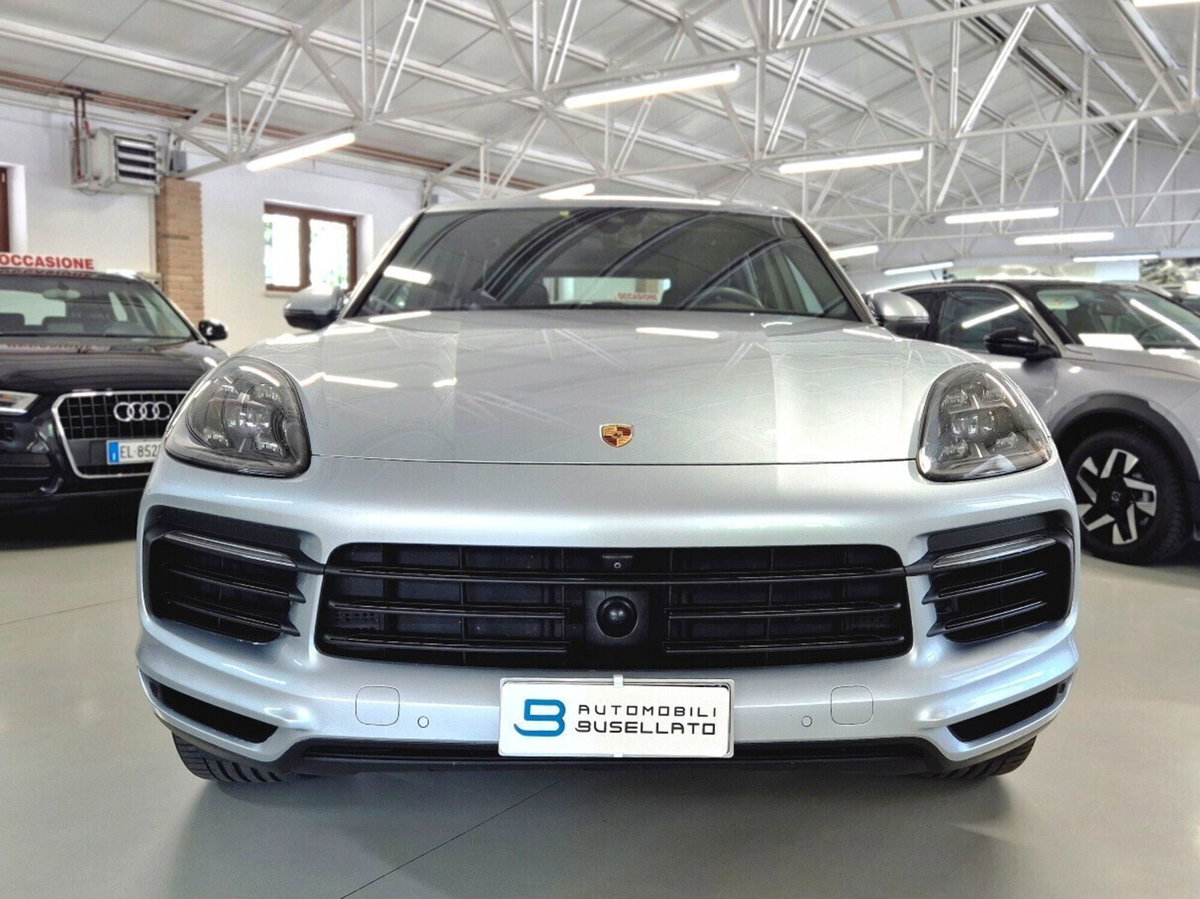 Porsche Cayenne 3.0 V6 (2)