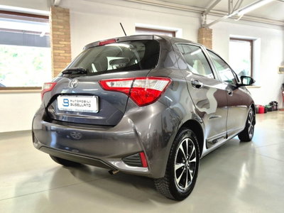 Toyota Yaris 1.0 5 porte Active (13)