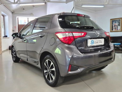 Toyota Yaris 1.0 5 porte Active (15)