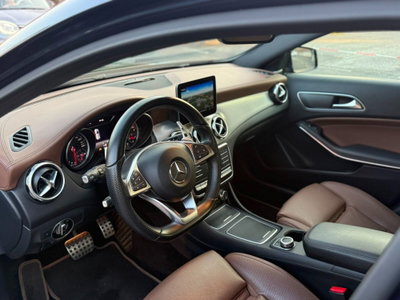 Mercedes-Benz GLA SUV 220 d Automatic 4Matic Business (4)