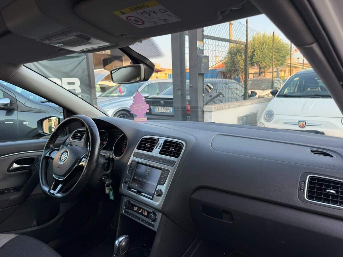 Volkswagen Polo Cross 1.4 TDI DSG BlueMotion Technology (7)