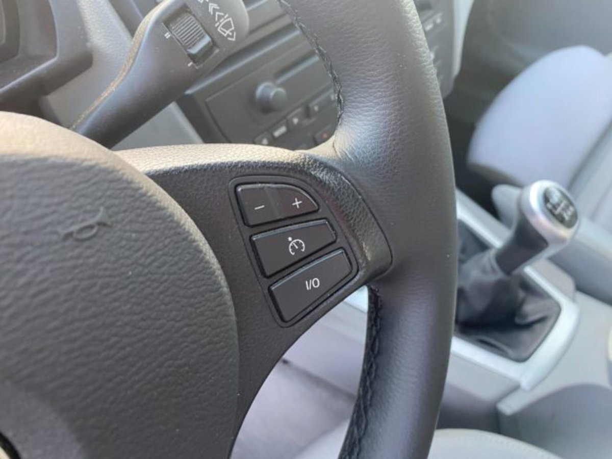 BMW X3 2.0d cat Attiva (12)