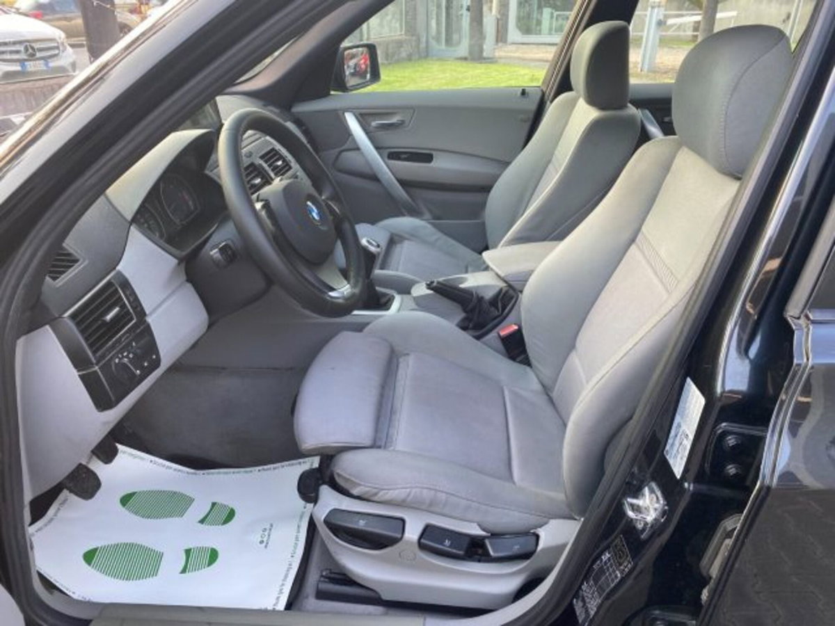 BMW X3 2.0d cat Attiva (6)