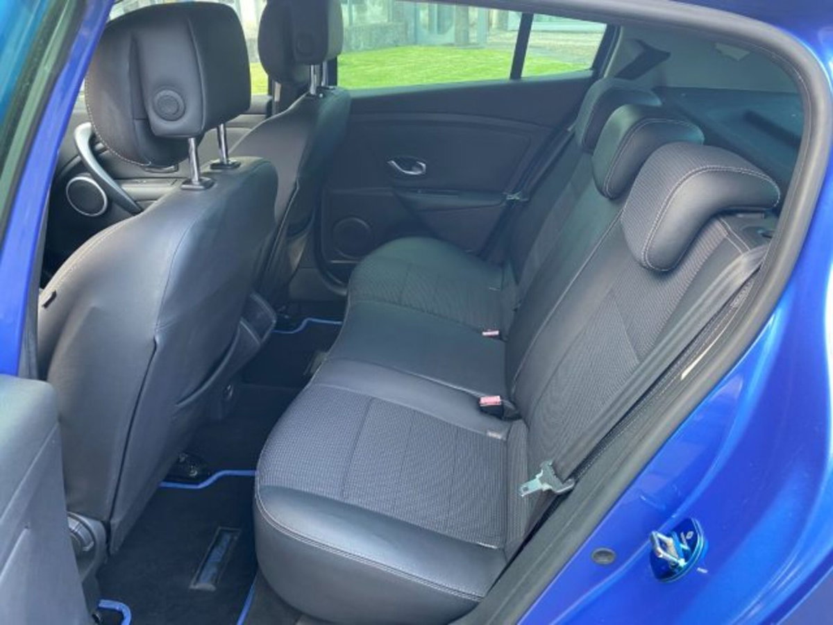 Renault Megane E-Tech Electric Evolution EV60 130cv AC7 (10)