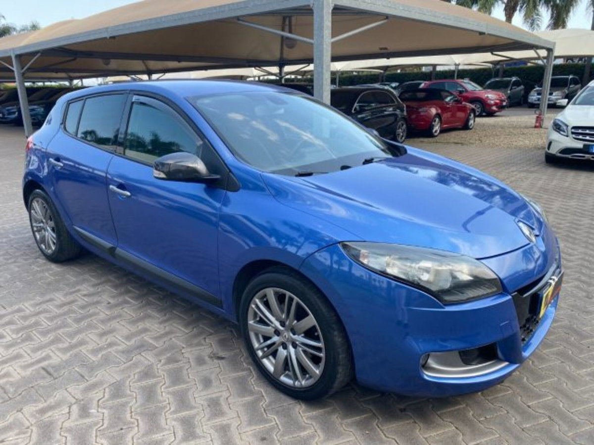Renault Megane E-Tech Electric Evolution EV60 130cv AC7 (2)