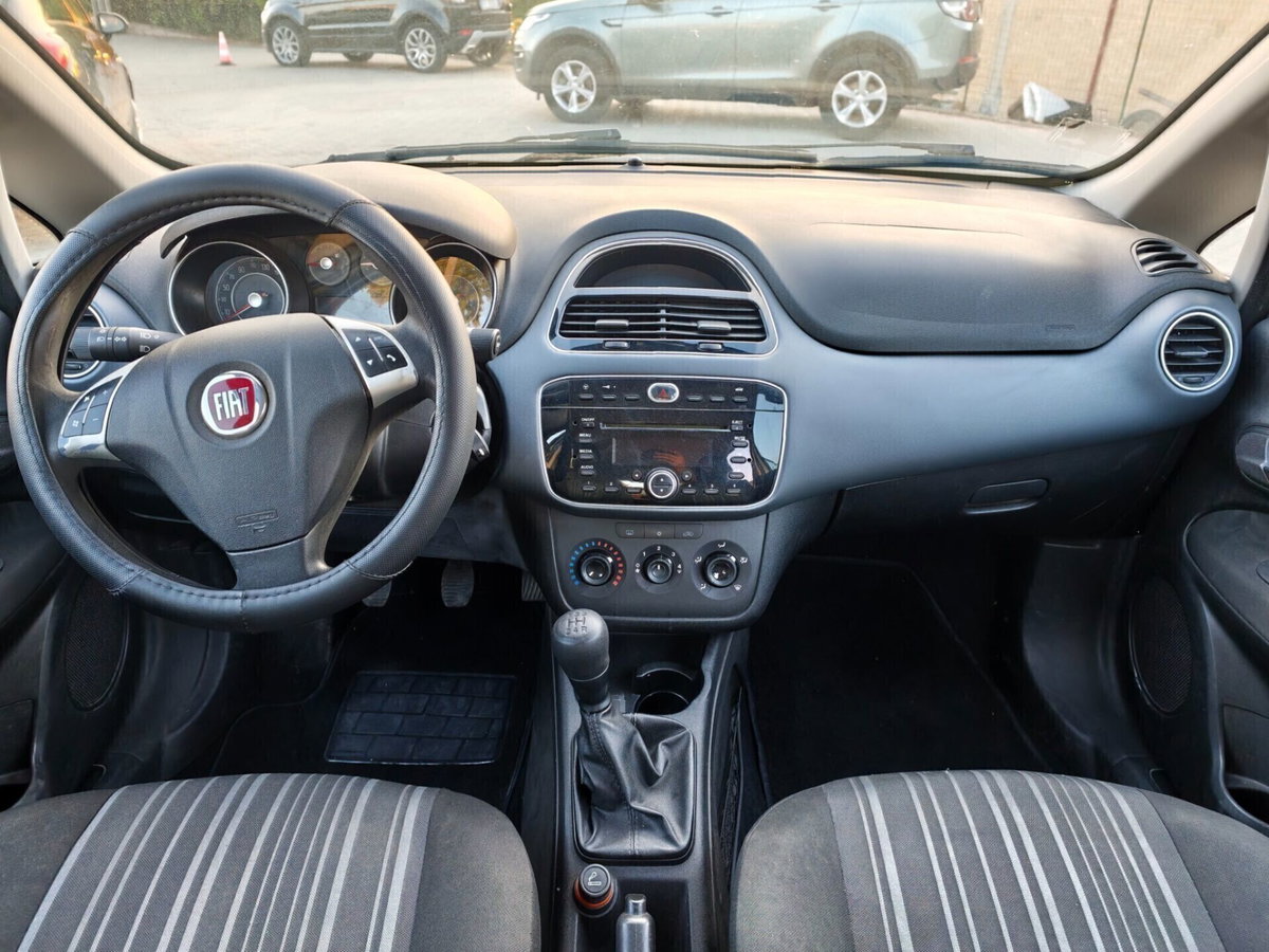 Fiat Punto Evo 1.3 Mjt 75 CV 5 porte Dynamic (9)