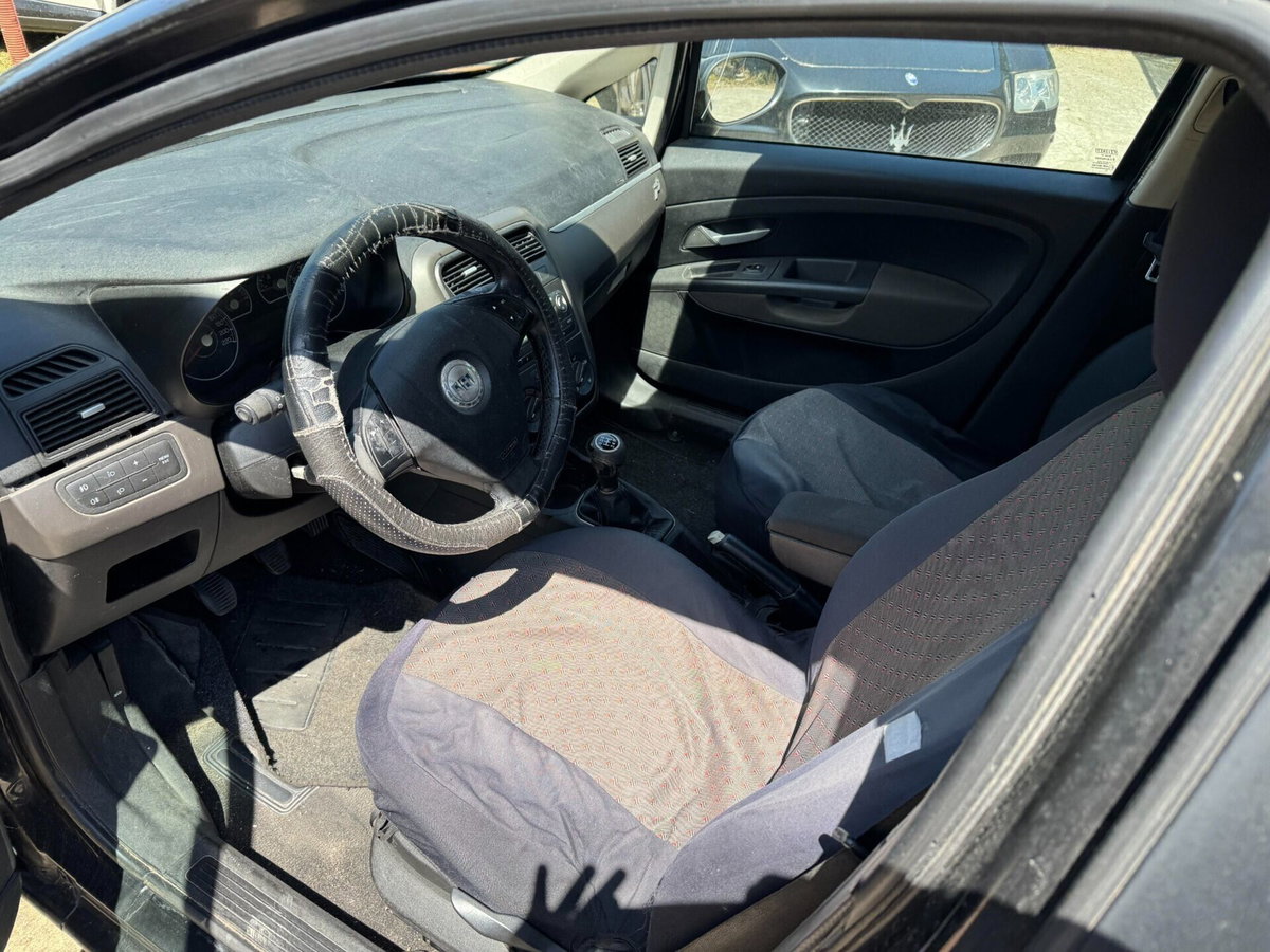 Fiat Grande Punto 1.3 MJT 75 CV 5 porte Dynamic (4)