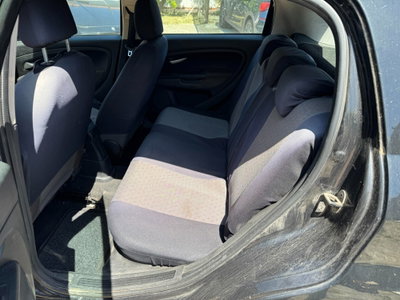 Fiat Grande Punto 1.3 MJT 75 CV 5 porte Dynamic (5)