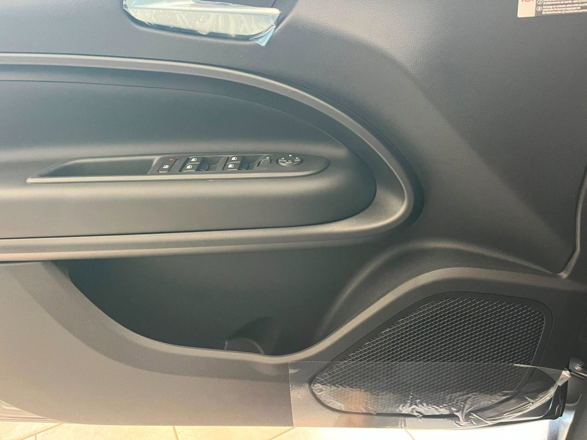 Jeep Avenger 1.2 turbo Altitude fwd 100cv (8)