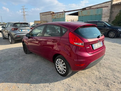 Ford Fiesta 1.4 TDCi 68CV 5 porte Titanium (4)