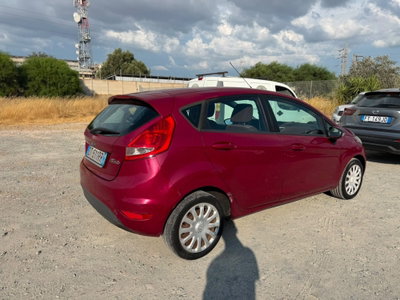 Ford Fiesta 1.4 TDCi 68CV 5 porte Titanium (5)
