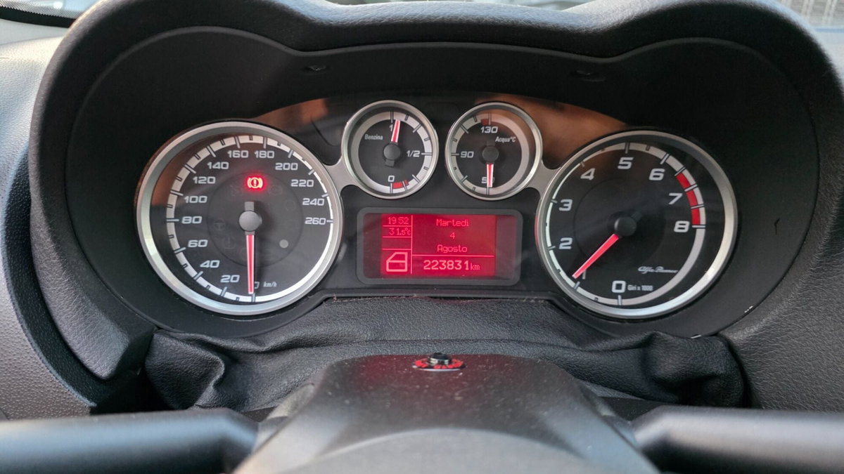 Alfa Romeo MiTo 1.4 78 CV Junior Sport Pack (16)