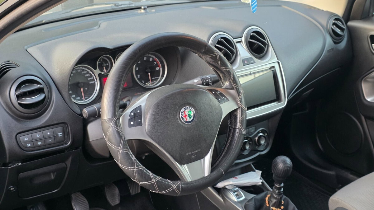 Alfa Romeo MiTo 1.4 78 CV Junior Sport Pack (7)