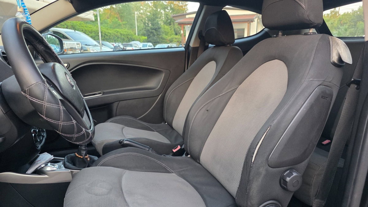Alfa Romeo MiTo 1.4 78 CV Junior Sport Pack (8)