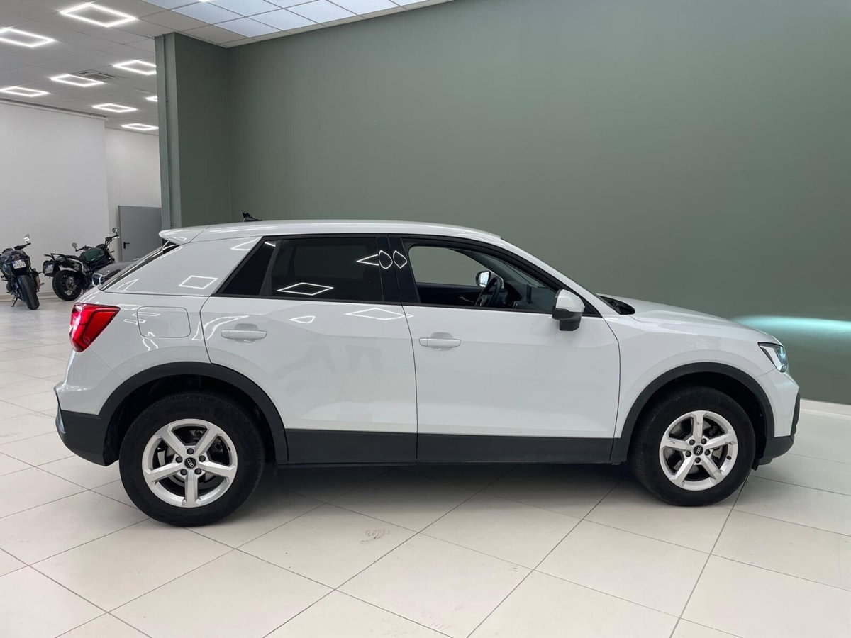 Audi Q2 Q2 35 TDI S tronic Business (4)