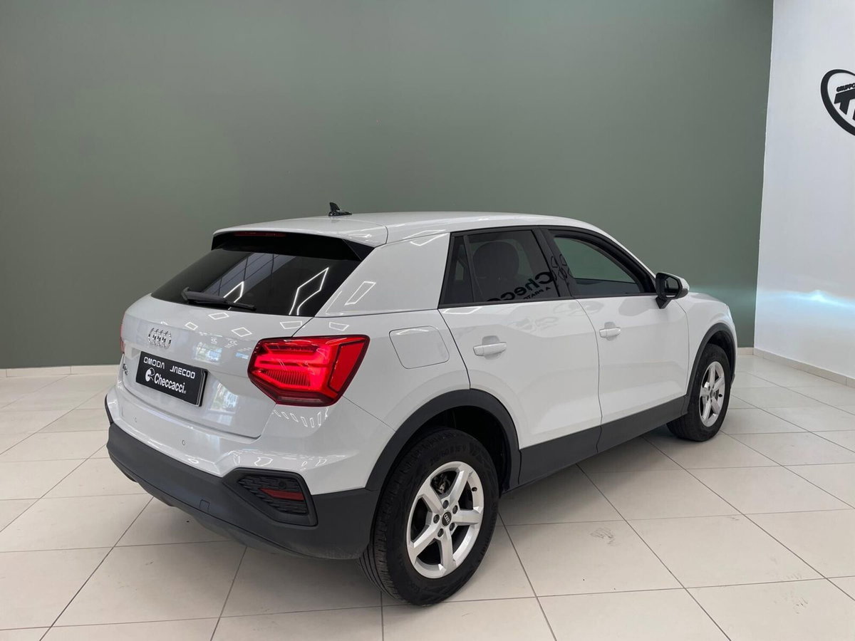 Audi Q2 Q2 35 TDI S tronic Business (5)