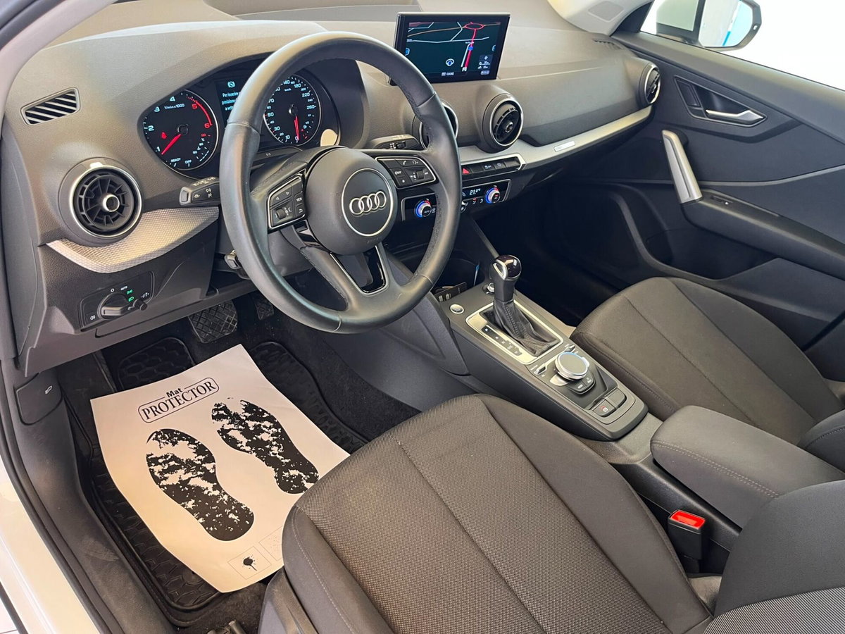 Audi Q2 Q2 35 TDI S tronic Business (8)