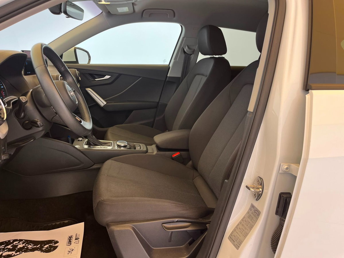 Audi Q2 Q2 35 TDI S tronic Business (9)