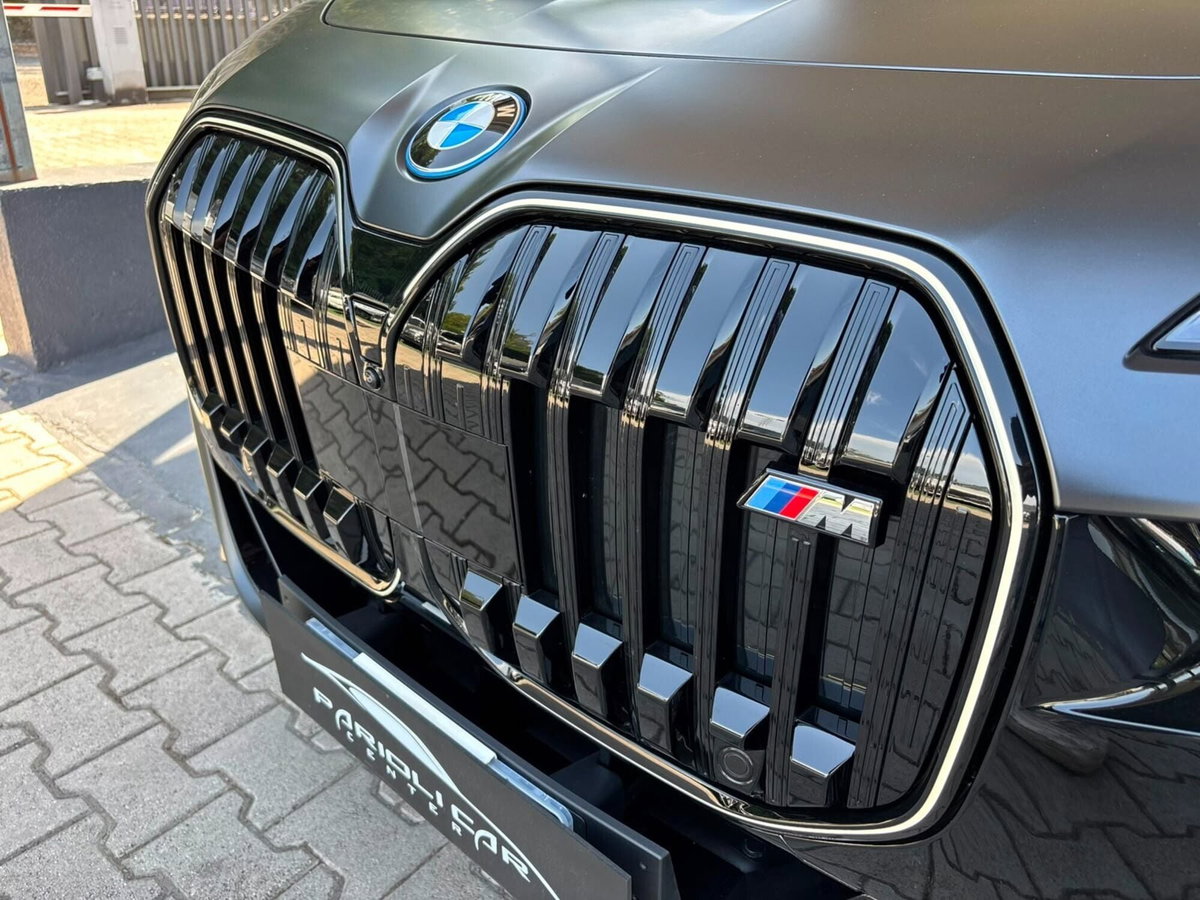 BMW i7 M70 MSport Pro (5)