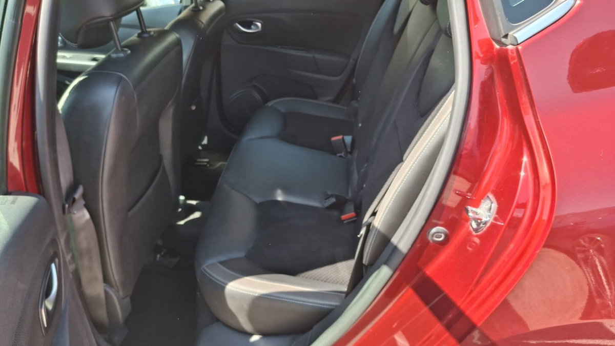 Renault Clio dCi 8V 75 CV Start&Stop 5 porte Energy Intens (13)