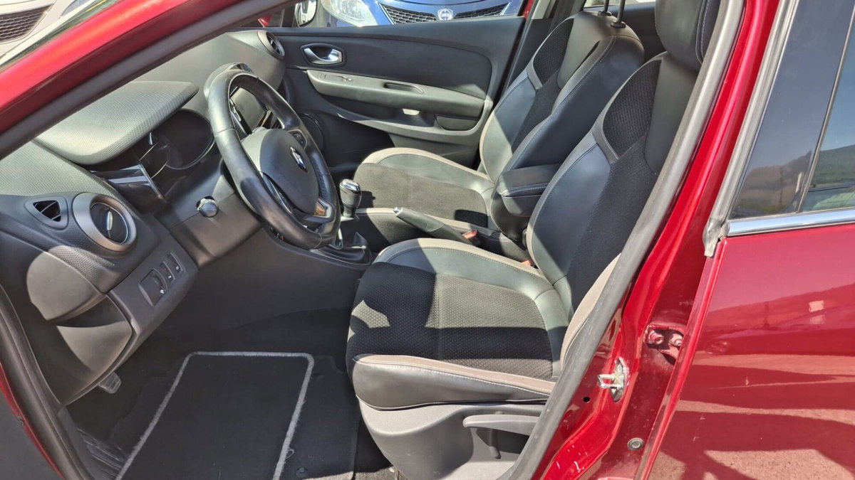 Renault Clio dCi 8V 75 CV Start&Stop 5 porte Energy Intens (14)