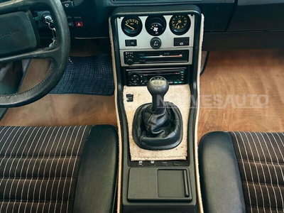Porsche 944 Coupé 944 (10)