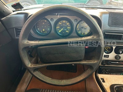 Porsche 944 Coupé 944 (9)