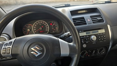 Suzuki SX4 DDiS 16V Urban Line (7)