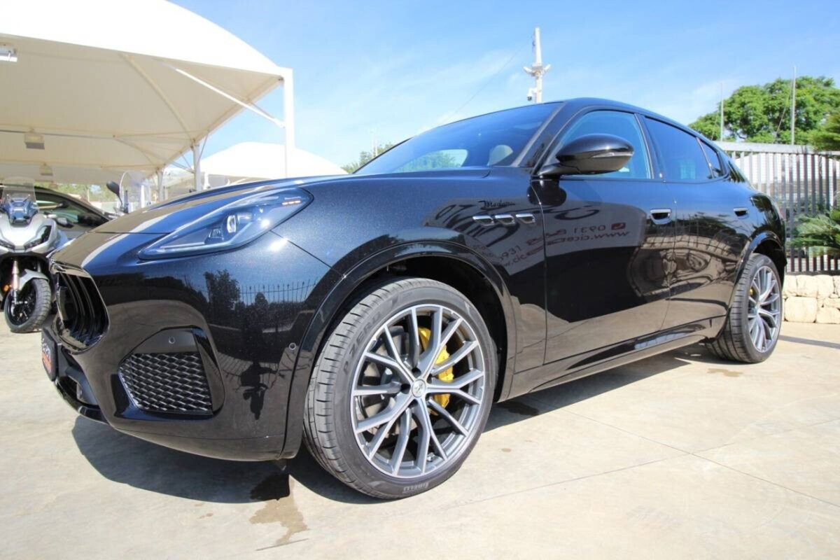 Maserati Grecale .0 mhev Modena 330cv auto (2)