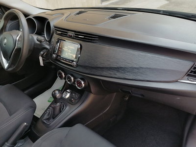 Alfa Romeo Giulietta 1.6 JTDm Super 120cv tct (14)
