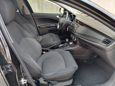 Alfa Romeo Giulietta 1.6 JTDm Super 120cv tct (15)