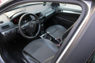 Opel Astra 1.7 CDTI 110CV 5 porte Cosmo (8)