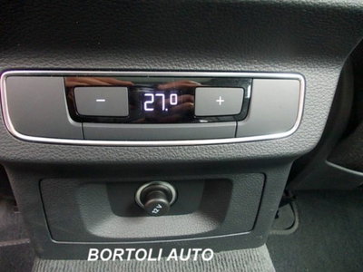 Audi Q5 35 TDI quattro S tronic Business (14)