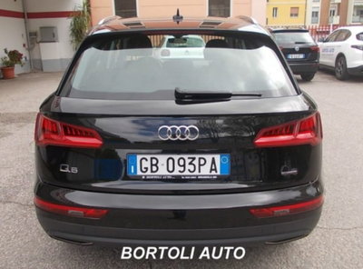 Audi Q5 35 TDI quattro S tronic Business (4)