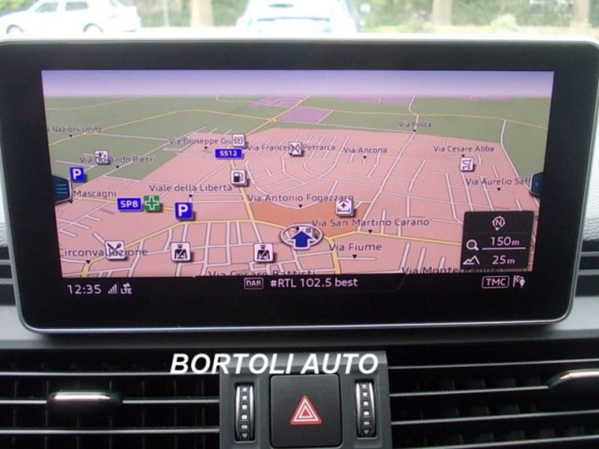Audi Q5 35 TDI quattro S tronic Business (7)