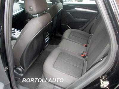 Audi Q5 35 TDI quattro S tronic Business (9)
