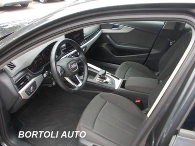 Audi A4 Avant 35 2.0 tdi mhev Business Advanced 163cv s-tronic (8)