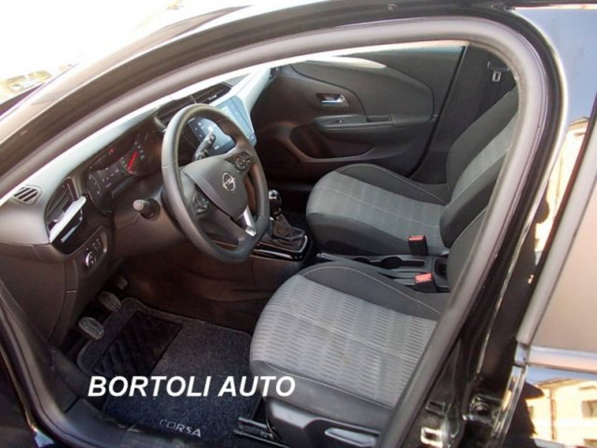 Opel Corsa 1.5 D 100 CV Edition (7)