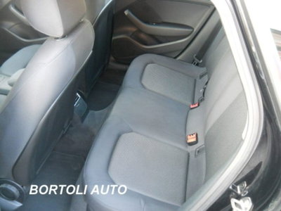 Audi A3 Sportback 1.6 TDI 116 CV Business (8)