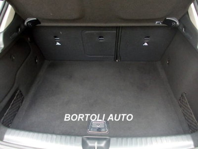 Mercedes-Benz GLA SUV 200 d Business (10)