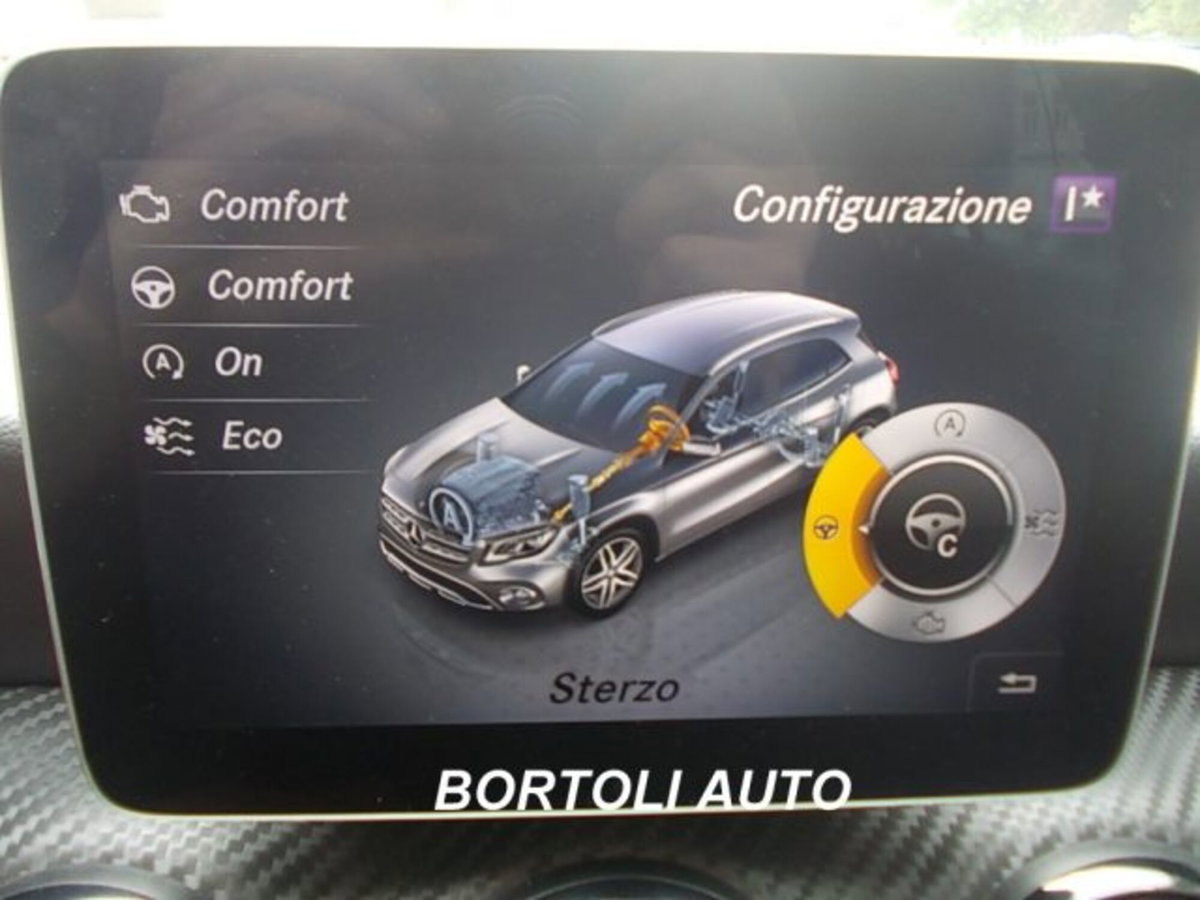 Mercedes-Benz GLA SUV 200 d Business (17)