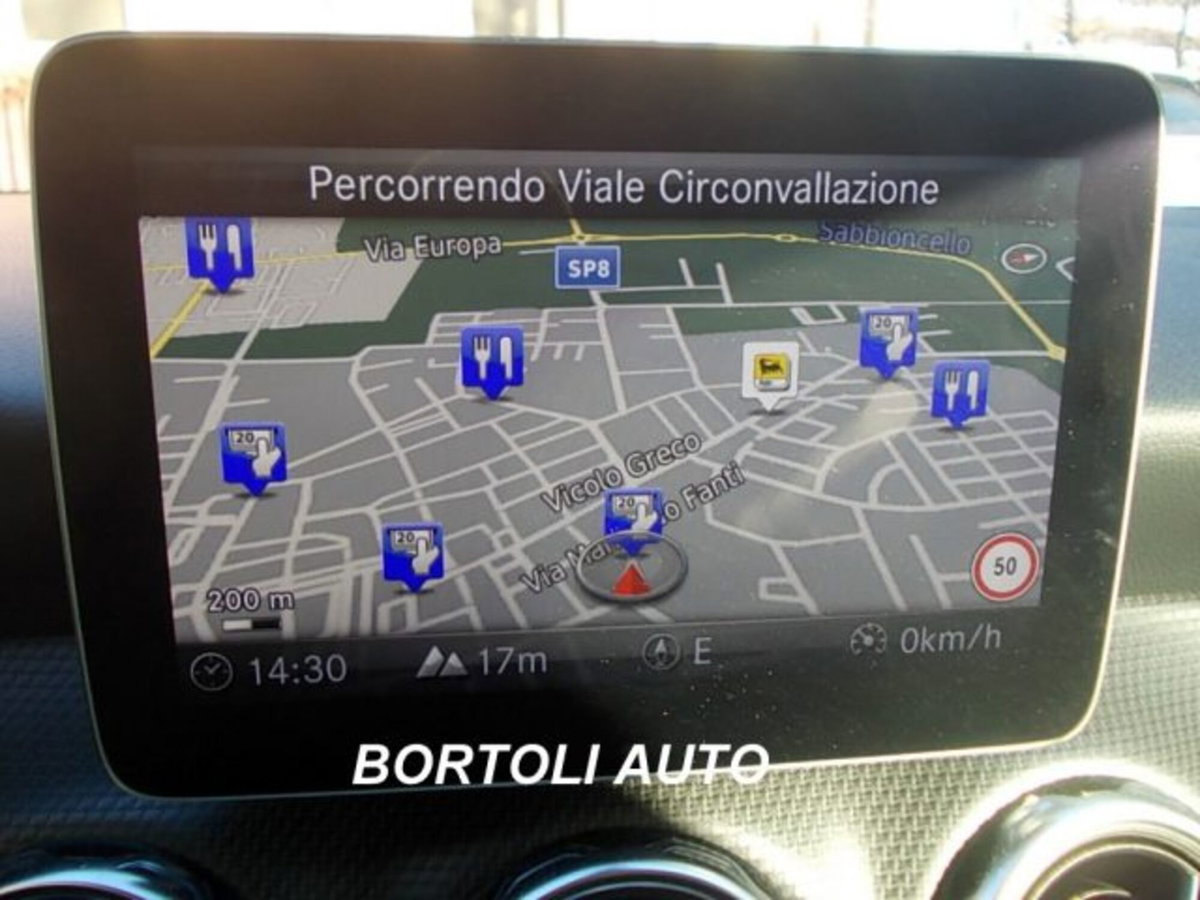 Mercedes-Benz GLA SUV 200 d Business (7)