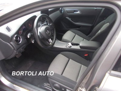 Mercedes-Benz GLA SUV 200 d Business (8)