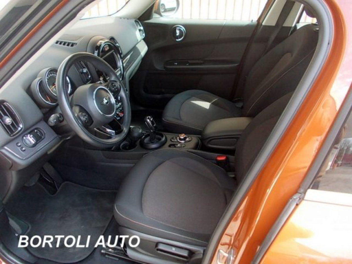 MINI Mini Countryman 1.5 One D Business Countryman Automatica (8)