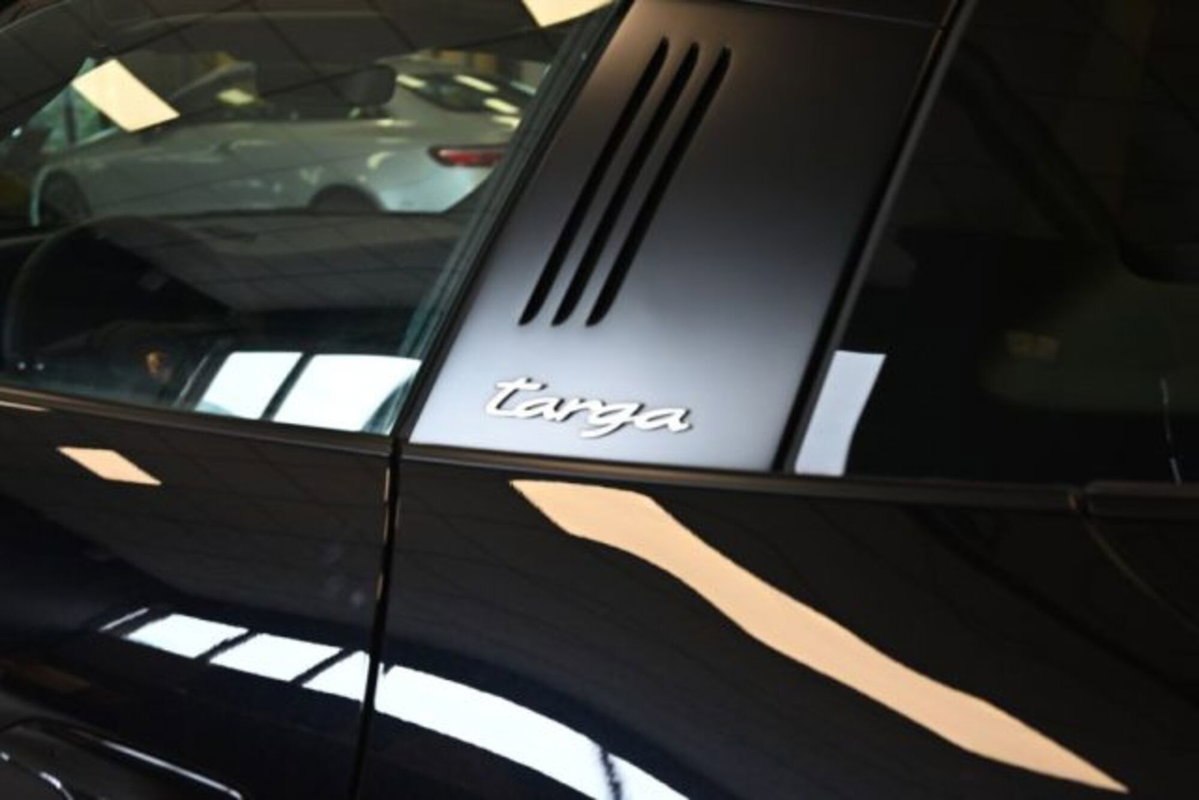 Porsche 911 Cabrio Targa 3.0 4S 480cv auto (13)