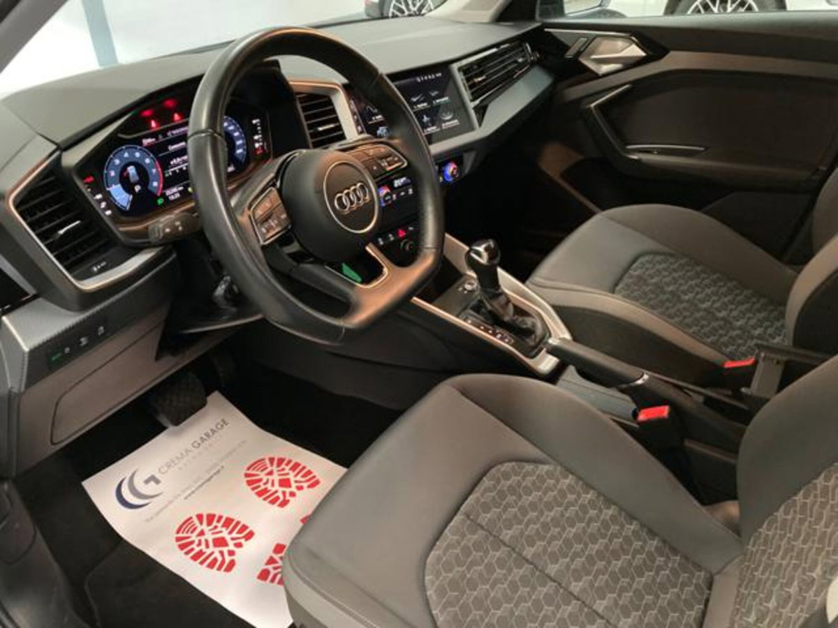 Audi A1 Sportback 30 TFSI S tronic S line edition (9)