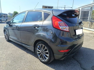 Ford Fiesta 1.5 TDCi 75CV 5 porte ST-Line (6)
