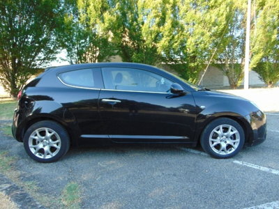 Alfa Romeo MiTo 1.3 JTDm 85 CV S&S Distinctive (9)